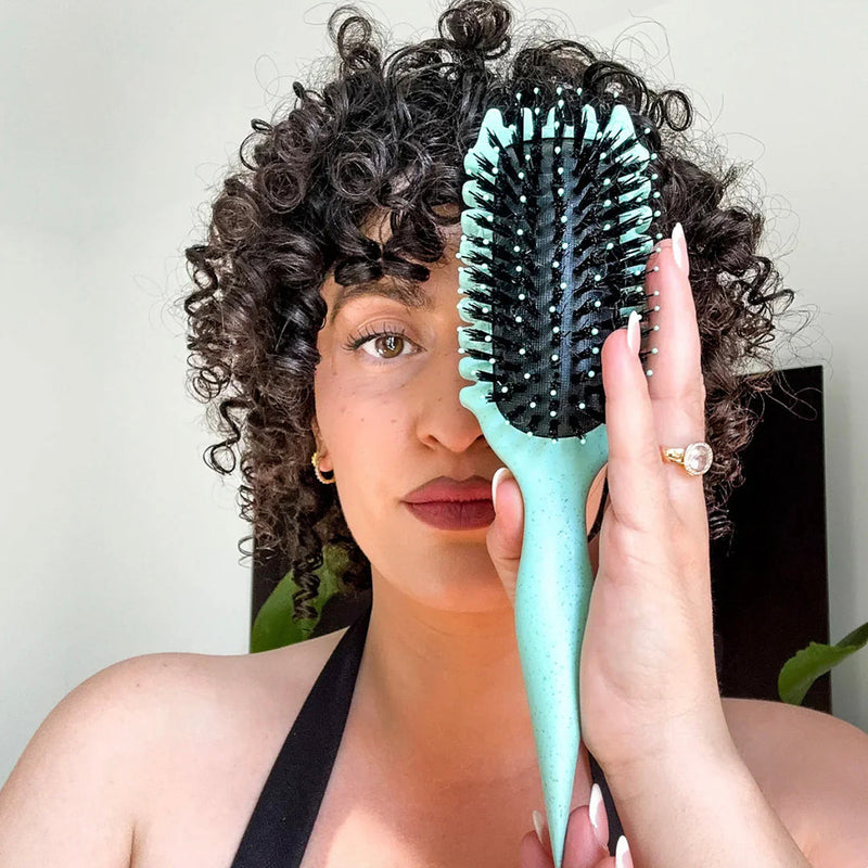 Curl Defining Hair Brush |Salon-Defined Curls in 2 Minutes — Without Heat or Chemicals
